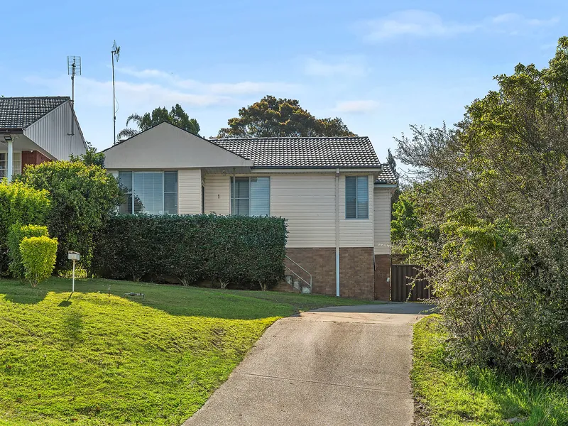 Put simply, move on in, the lakeside lifestyle is great