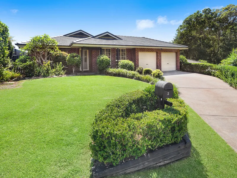 Ready to move straight in with nothing to do!!