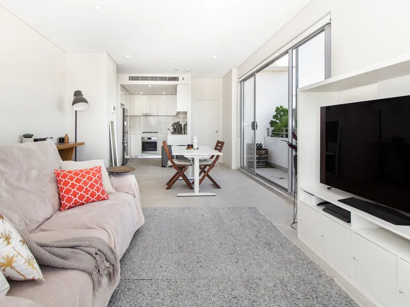 Outstanding Top Floor with Wrap Around Terrace