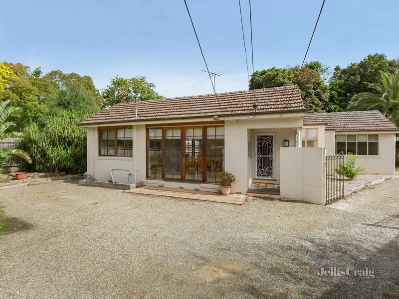 Outstanding potential, first class location