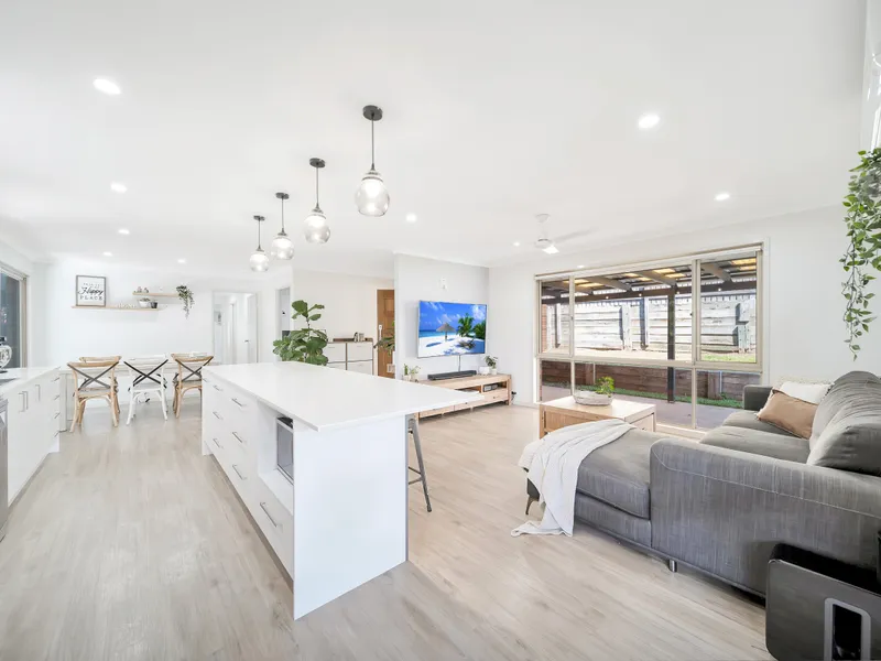 PICTURE PERFECT... CALL NOW!