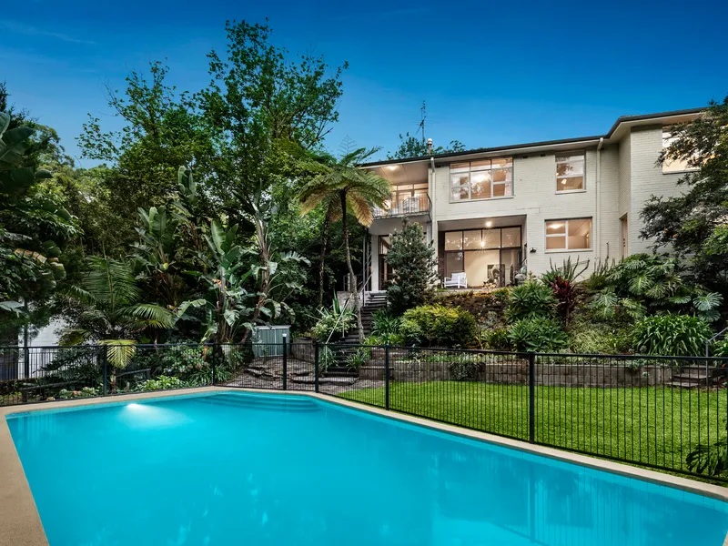 Private Family Home of green Tranquillity & Space