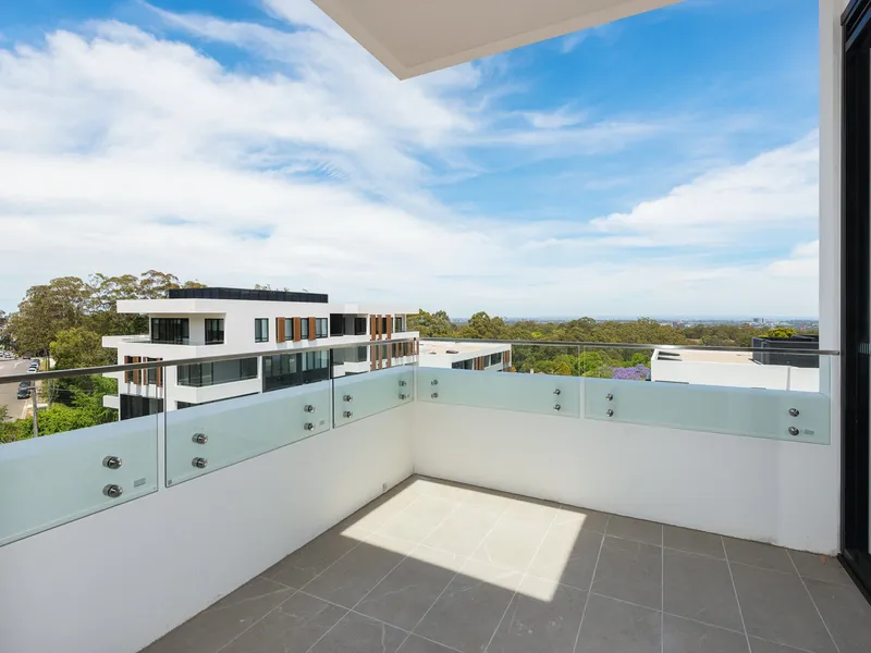 It's All About the View! Luxurious Penthouse, Walk to Everything!