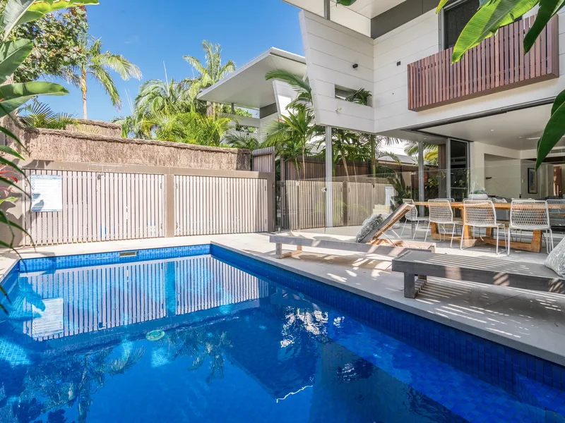 Koko's: Architecturally Designed Beach House in Blue-Chip Byron Bay Locale