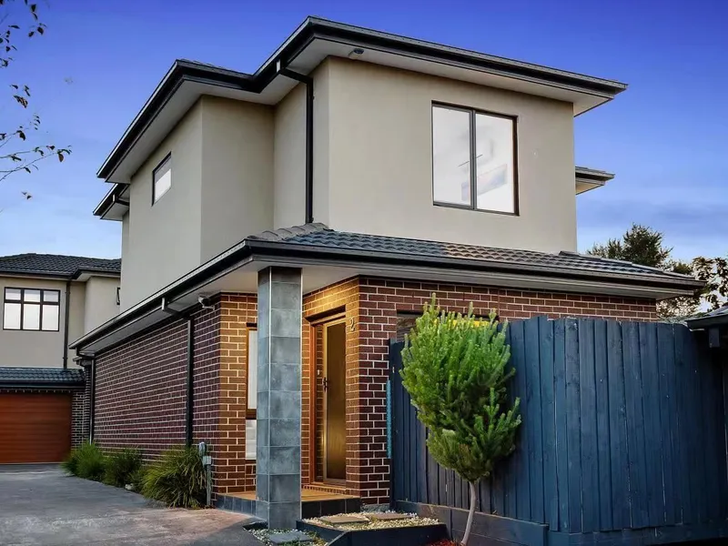 Beautiful home in sort after location!!!