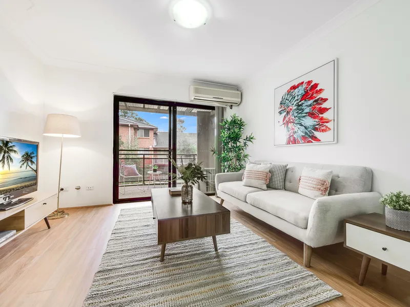 Superb double brick apartment in a convenient lifestyle address