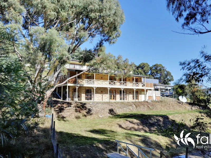 Extended family living or exciting income generating opportunity - Price Reduction