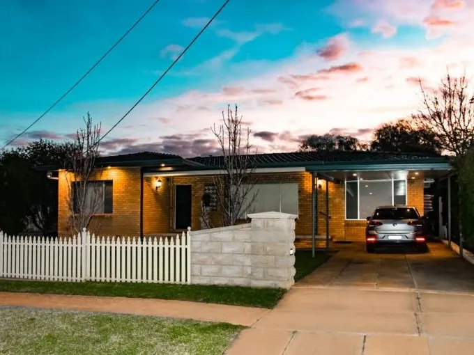 Family Home with Superb Outdoor Area