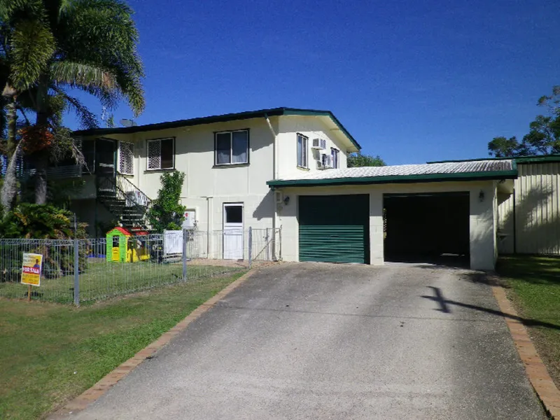 GREAT FAMILY HOME ON CORNER BLOCK !