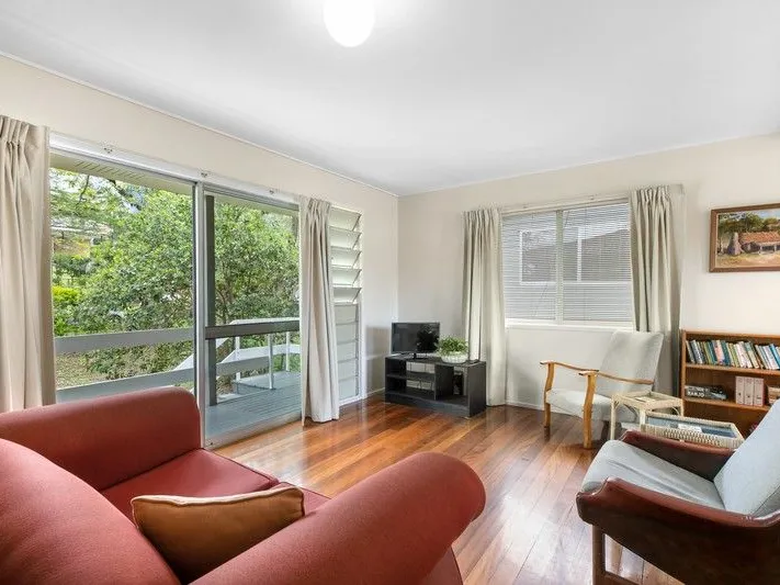Leafy Living in Indooroopilly