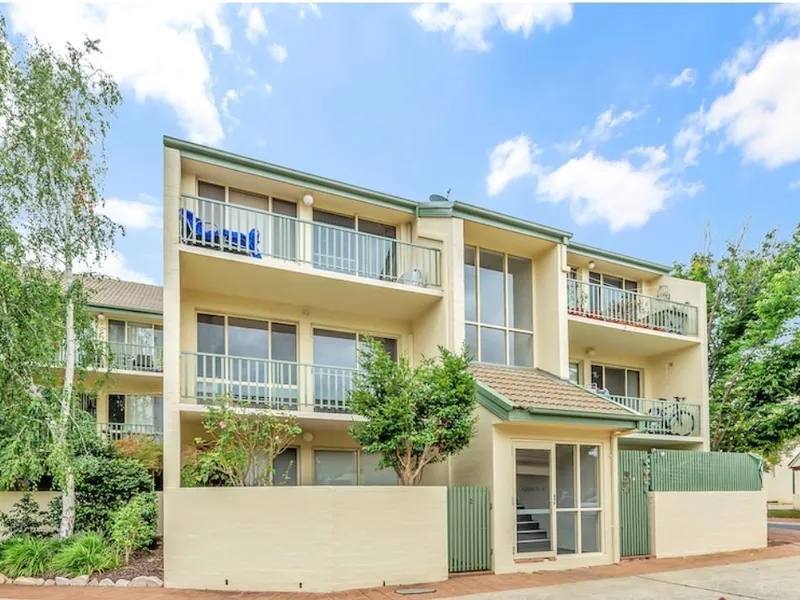 Renovated gem in the heart of Woden