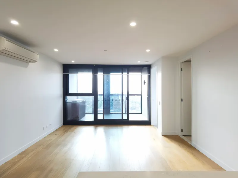 Modern Elegance Awaits: A Luxurious Apartment