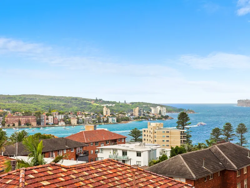 Extraordinary lifestyle apartment with harbour views
