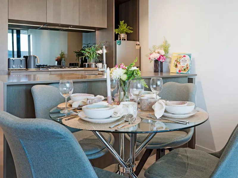 Furnished two-bedroom, two-bathroom Apartment in Melbourne Square East Tower