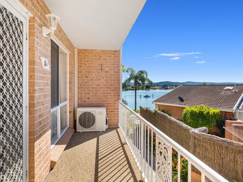 RETIREMENT LIVING WITH STYLE!