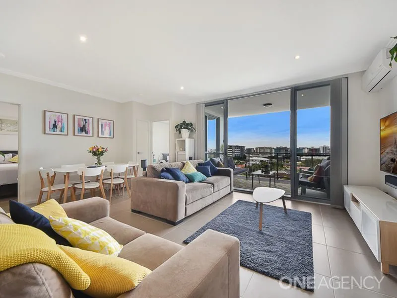 A STUNNING UNIT IN A STUNNING LOCATION - GREAT INVESTMENT OPPORTUNITY