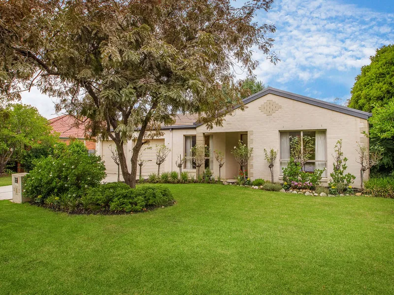 Easy Living Home-Perfect East Albury Location