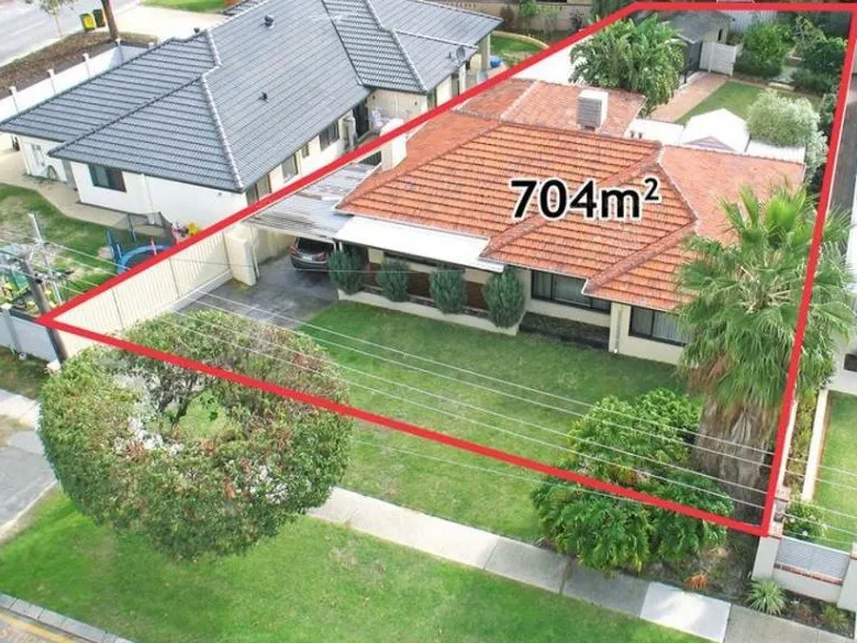 IDEAL FAMILY HOME IN SOUGHT AFTER, HIGH GROWTH SUBURB LOCATION