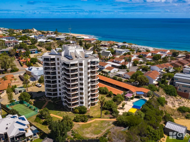 Resort Style Living With First Class Ocean Views