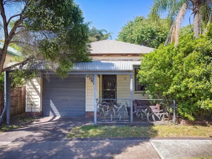 LOVELY COTTAGE IN A PRIME LOCATION