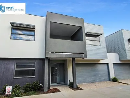 Modern & Stylish Townhouse