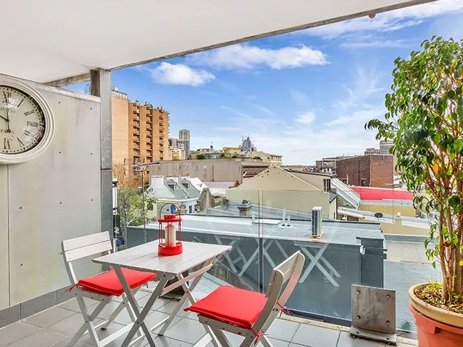 Unfurnished studio with balcony