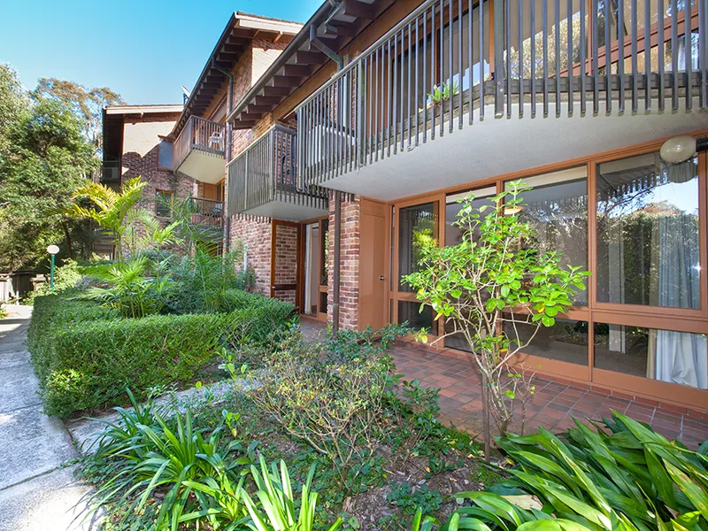 Spacious floorplan offering flexible options