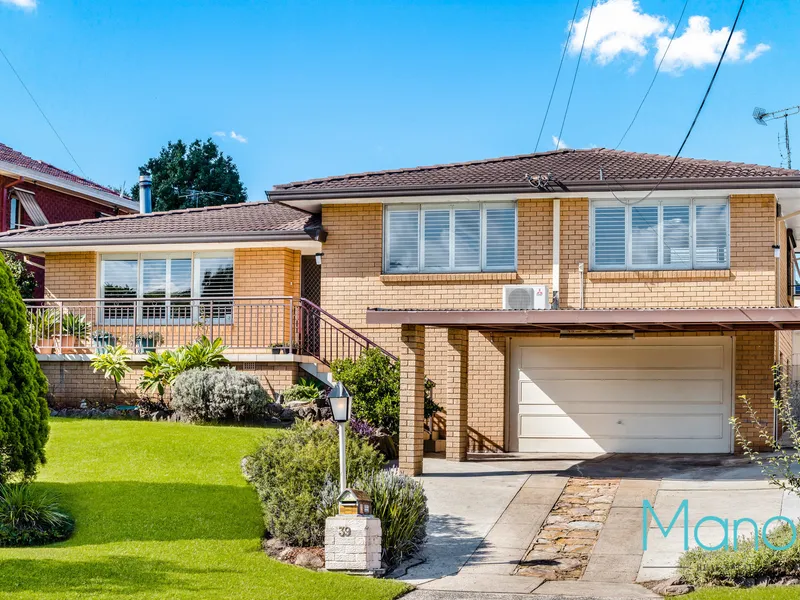Spacious Family home in Highly Desirable Location