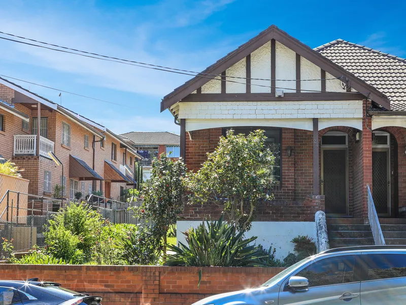 Be quick to inspect this two bedroom semi in the heart of Drummoyne 