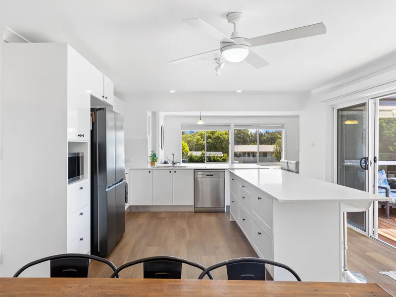 Ideal Beachside Family Home!