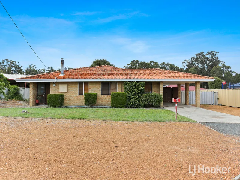 4x1 - Family Sized Home - Enclosed Yard