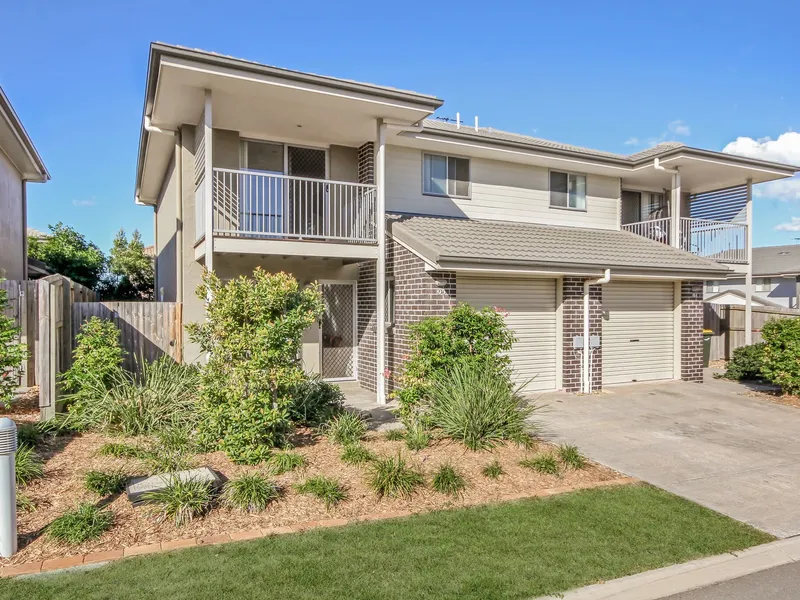 Great Townhouse In The Heart Of North Lakes - Move in Ready!!!!