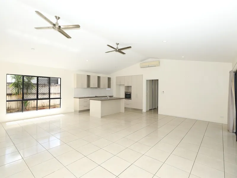 Modern Fully Air Conditioned Home for the Busy Family