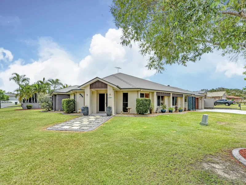 BE QUICK TO PURCHASE THIS LARGE ONE OF A KIND FAMILY HOME!!