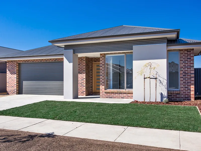 Expansive New Home in Exclusive Ballymanus Estate