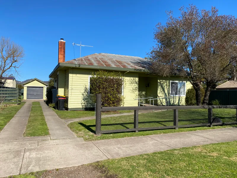 Fantastic Family Home In Town Close to High St