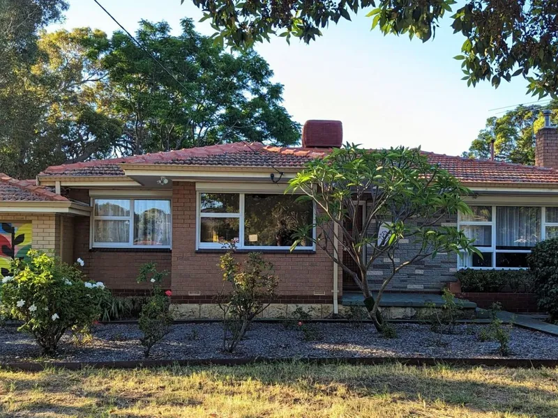 Perfectly Located and modernised, With MUST SEE Amazing outdoor space.