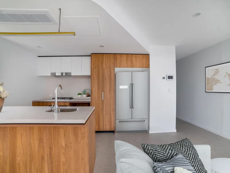 BRAND NEW 1 BEDROOM UNIT! 1 WEEK FREE RENT!