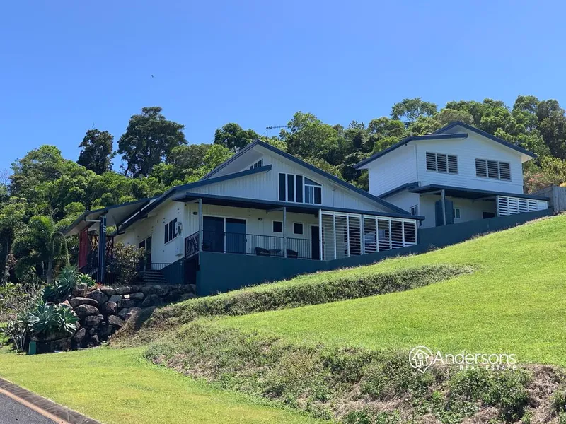 Contemporary Home with Dual Living and Sea Views