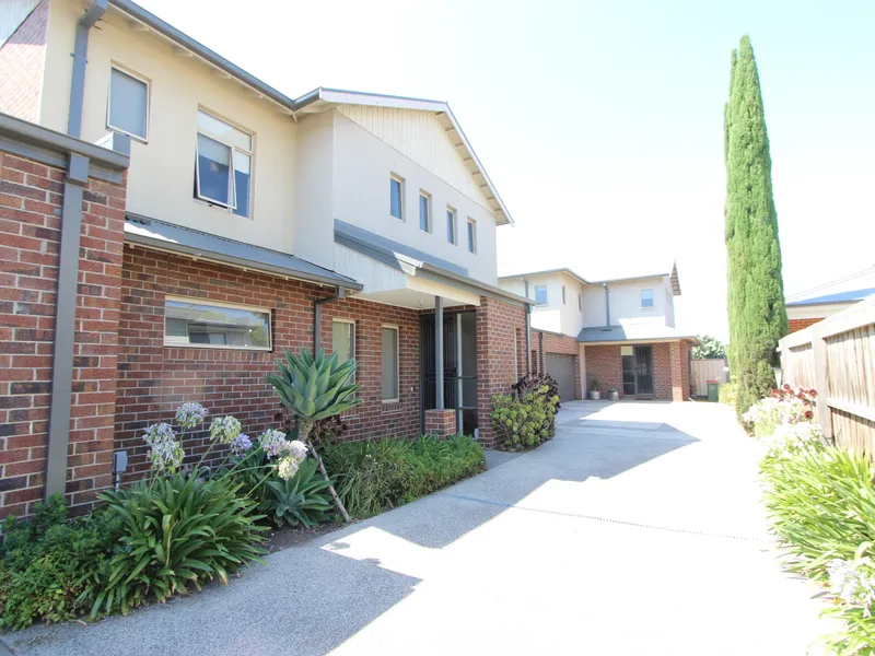 Quality Townhouse Close to all Amenities