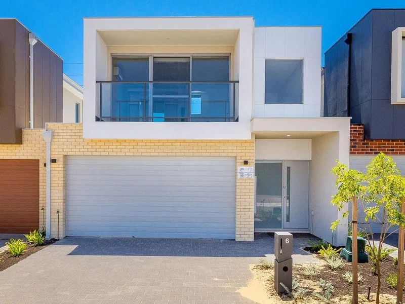 Gorgeous Modern Townhouse