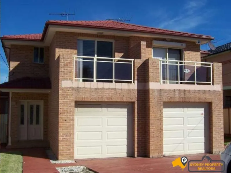 Double Brick Duplex House in Greystanes