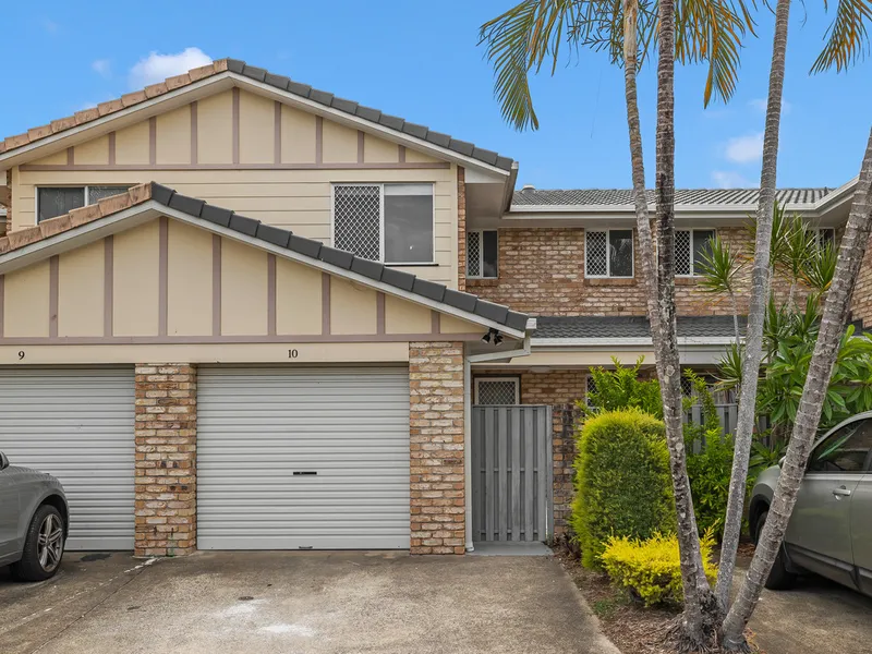 Renovated Three Bedroom Close to Everything!