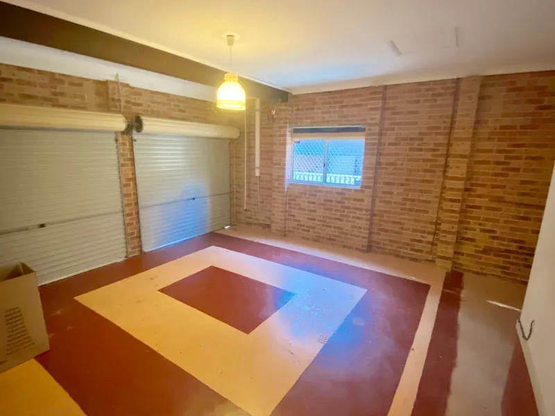 Spacious 4 Bedroom home in quaint setting.
