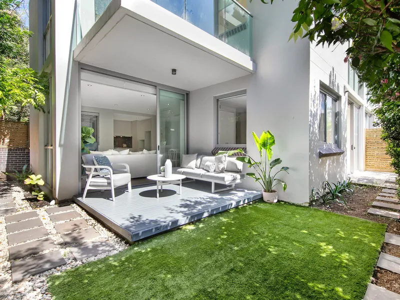 Easy care ground floor entertainer with sun trap courtyard