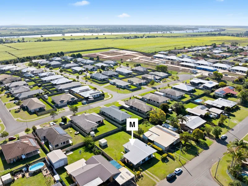 Welcome to your ideal family home in the heart of Kalkie!