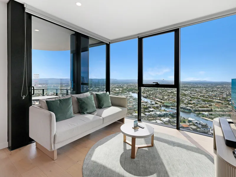 YOUR STAR RESIDENCES AWAITS – 2 BEDROOM 1 BATHROOM OCEAN VIEWS & INCLUDES FREE WIFI & FOXTEL - AVAILABLE 01 MARCH 2024