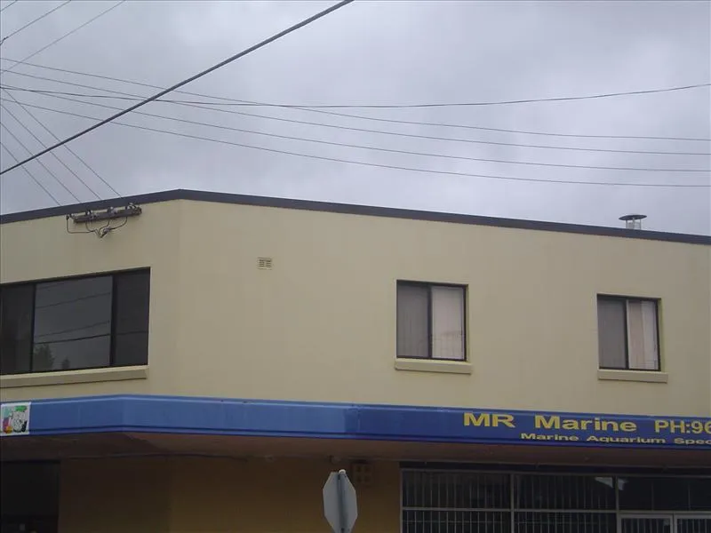 Spacious unit above shop