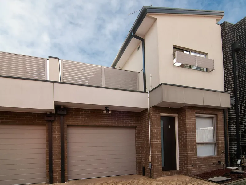 Modern Living, Elegant Style