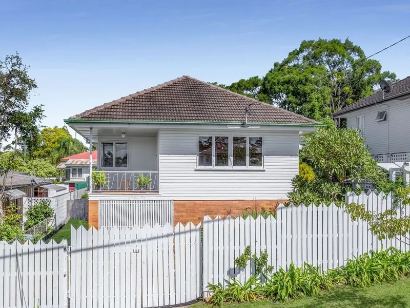 Family Home - Perfect Location
